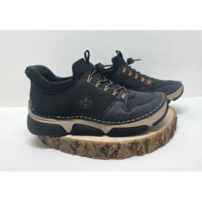 Basket marine plate à lacets élastiques œillet de couleur semelle Beige et Noir Rieker