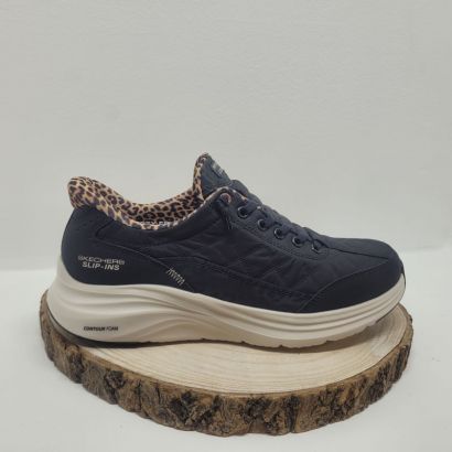 Basket noir slip insinterieur léopard semelle beige lacet élastique Skechers