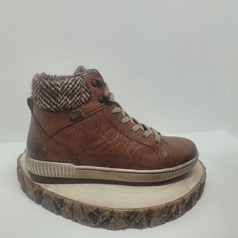 Bottine camel lacets Beige semelle Beige liseré marron col rayé monrron Beige Remonte