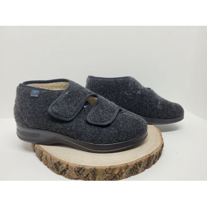 Pantoufle 2 velcros gris montante Besnard 