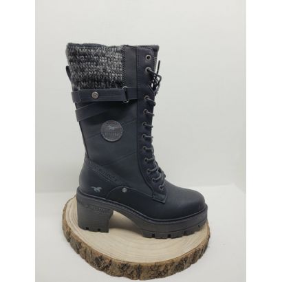 Demi botte noir à lacets à talon lanière à l'arrière haut tissus Mustang 