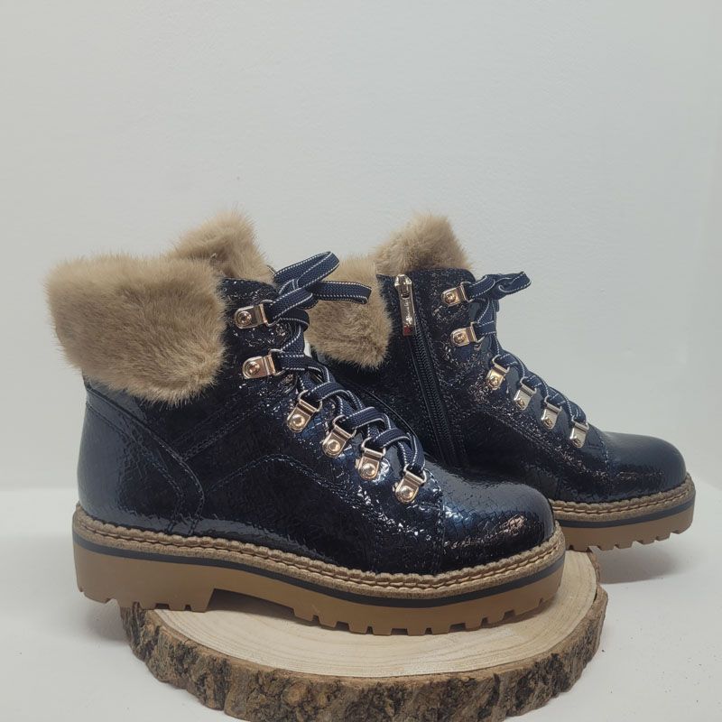 Bottine à lacets marine croco col fourrure beige Tamaris 
