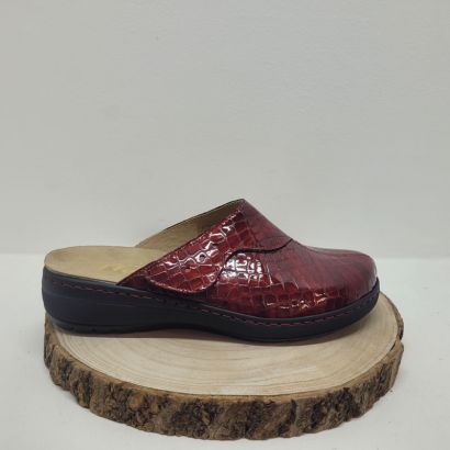 Mûle cuir rouge croco vernis 1 velcro Semelflex 
