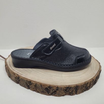 Sabot noir avec 1 velcroet strech brillant Stuppy
