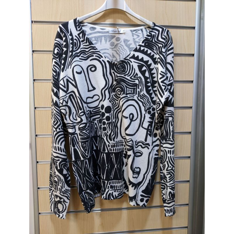 Pull noir et blanc visages style Picasso