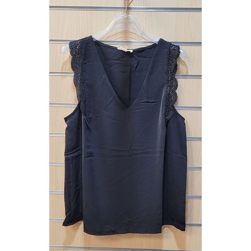 Débardeur noir avec manches en dentelle